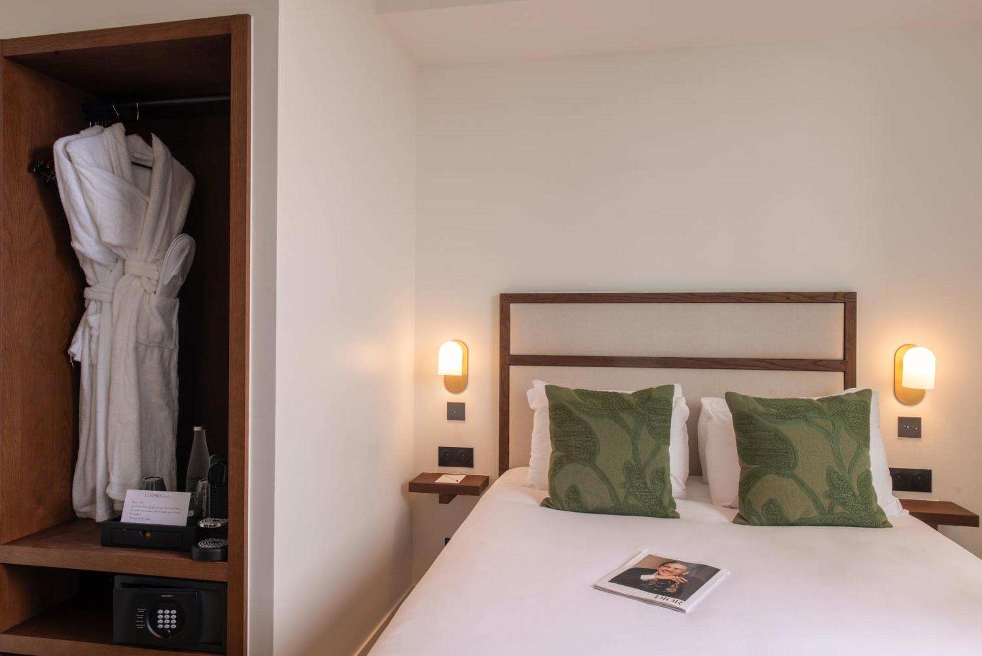 Le Lampika Hotel Paris